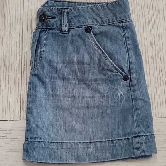 American Eagle - Picture 3 of 4